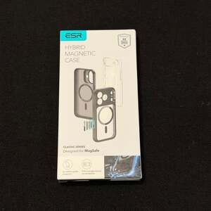ESR Classic Hybrid Magnetic Case Clear for iPhone 17Pro with Camera Control NIB!